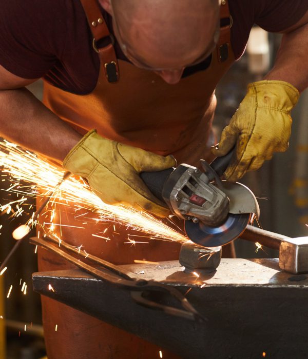 Rough grinding in workshop